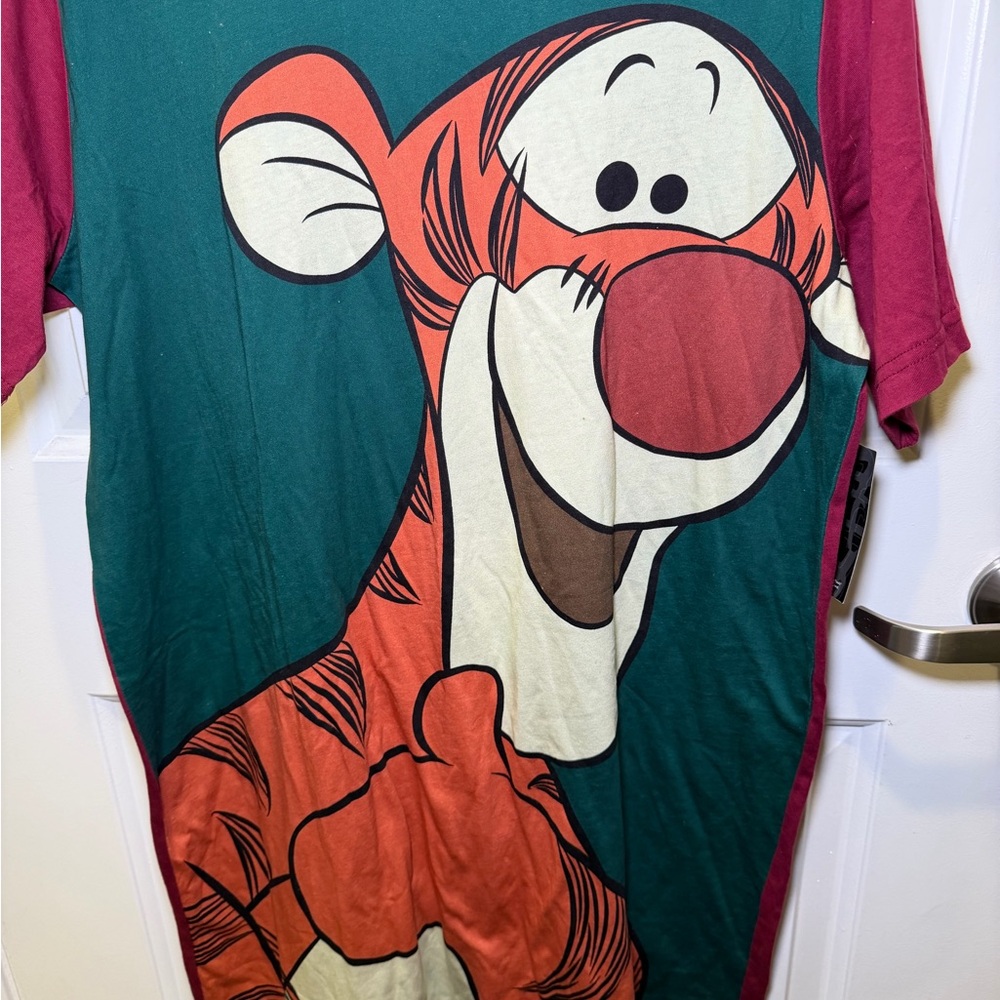 NWT Disney Tigger Tshirt Ladies Dress - Picture 2 of 10